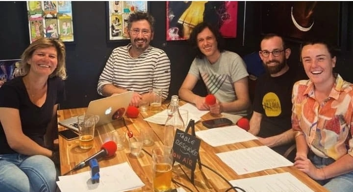 Photo Emission la république des moineaux